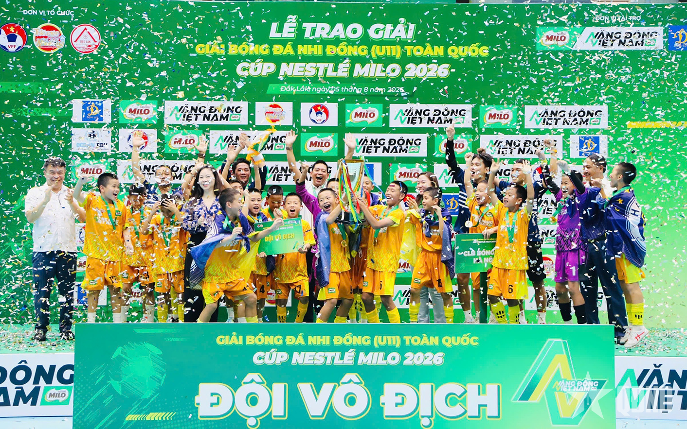 U11 CLB bóng đá Hà Nội vô địch quốc gia và mô hình 